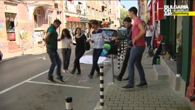 Четвъртият Park(ing) Day преобрази 28 паркоместа в столицата