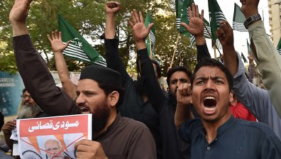 Ескалира напрежението между Индия и Пакистан след атаката в Кашмир