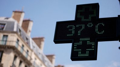 Европа гори: Броят на смъртните случаи е шокиращ, Макрон бие тревога във Франция (ВИДЕО)