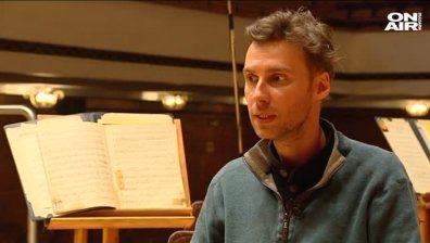 Мария Папазова с нова рубрика: "Зад маската"