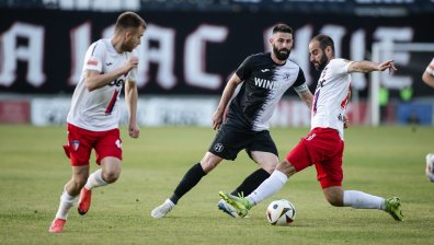 "Локо" (Пд) разби "Марек" с 3:0 и остава в елита