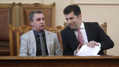 Правителството охлади страстите с бизнеса чрез помощи, работодателите искат сигурност