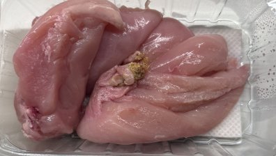 Зрител: "В дюнера пилешкото беше сурово, от магазина смърдеше"