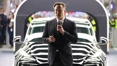 Инвеститори в Twitter съдят Мъск за манипулация на цените на акциите