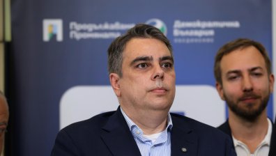 Асен Василев влиза като депутат от Пловдив