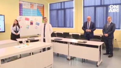 Министър Цоков: Ножицата между отличните ученици и тези с ниски резултати се отваря