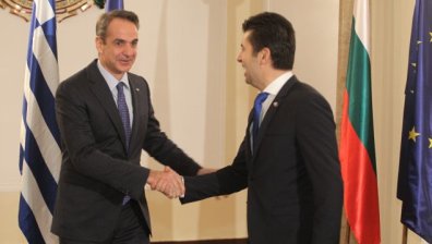Петков и Мицотакис: Двете страни ще си сътрудничат в сферите на инфраструктурата и енергетиката