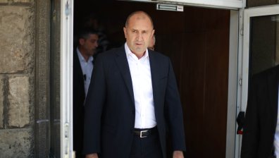 Радев: Ударите срещу Иран са риск за сигурността на България, а служебният кабинет е пасивен