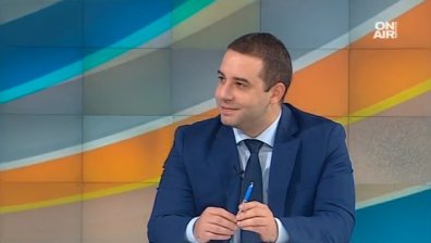 Пристигат лекарствата срещу Ковид-19, удължават срока на годност на ваксините