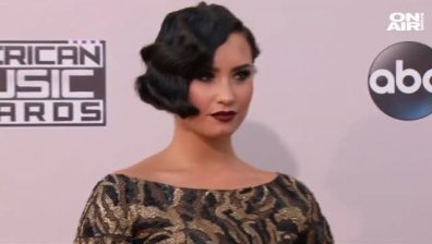 Деми Ловато иска да осинови дете