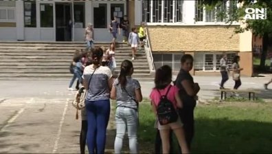 След сигнала за блудство с деца: Нови мерки за сигурност в 17-то училище