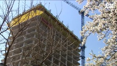 Премиерът Борисов спира строежа на небостъргача "Златен век"