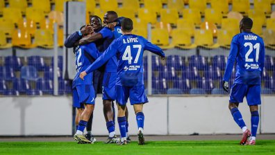 "Левски" се затрудни, но пречупи 10 от "Берое"