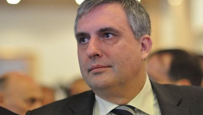 Калфин оспори легитимността на европейските проверяващи в Гърция