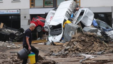 Къщите се превърнаха в смъртоносни капани: Германци разказват за водния ужас