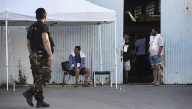 Между 50 и 100 деца е имало на потъналия кораб с мигранти край Гърция