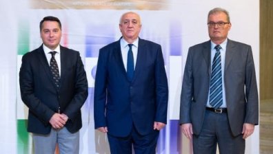 Ръководството на НДК подаде оставка