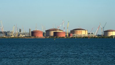 Австралия обмисля ограничаване на износа на втечнен газ