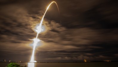 За пръв път непрофесионален астронавт излезе в открития Космос (+ВИДЕО)