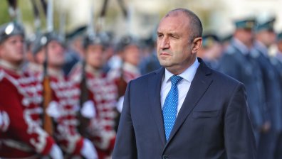 Радев: Нищо не е проучено, явно АЕЦ-ът ще се изгражда като магистрала