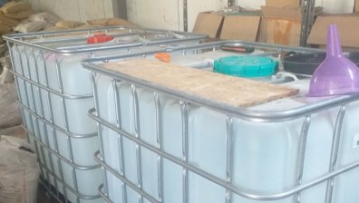 Задържаха близо 9 000 литра нелегален етилов алкохол, описан като дезинфектант