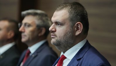 Пеевски: Асен Василев да преосмисли модела си на взаимодействие с НС