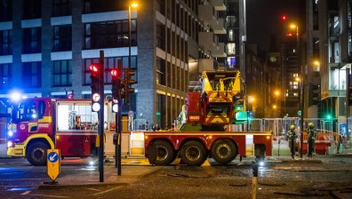 Евакуираха 120 души заради пожар в жилищна сграда в Лондон