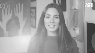 Близки на Лорина Камбурова си взеха сбогом с нея в родната ѝ Варна