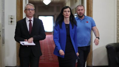 ПП-ДБ и ГЕРБ-СДС подновяват преговoрите за правителство