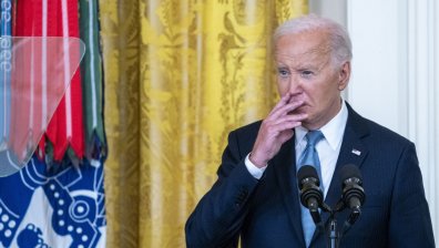 Байдън реши да остане в битката за Белия дом, поиска пари за победа над Тръмп