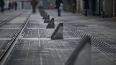 В малките часове на нощта: Жена изрита колчетата на "Графа"