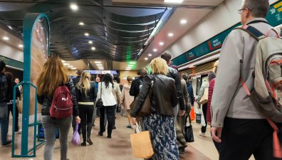 Втори ден метрото се явява спасителен пояс за столичани