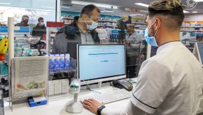 НЗОК: Драстично са увеличени плащанията към аптеки