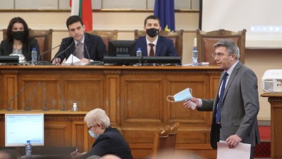 Опозицията за Бюджет 2022: Искаме пица като в Германия, а не опоскана и изядена