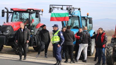 Фермери признаха: Търговски вериги ни оказват натиск, управляващите искат да обезлюдят полето