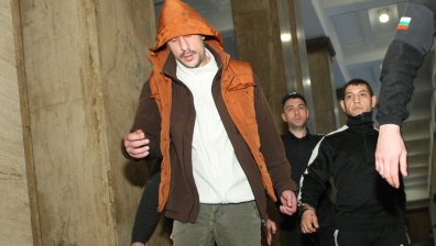 Синът на Георги Чапкънов остава в ареста заради обира на банка в София