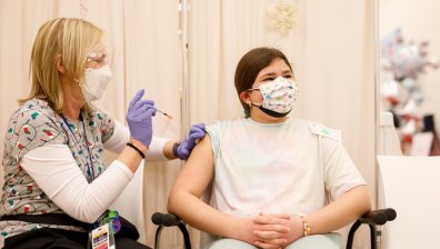 Франция приоритетно ваксинира деца с наднормено тегло или хронично заболяване