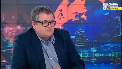 Смарт телефоните у нас все още не са широко разпространени