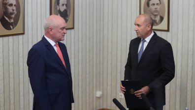 Румен Радев се среща с кандидата за служебен премиер Димитър Главчев