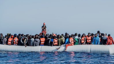 ЕС със стратегия за връщане нелегални мигранти в родината им