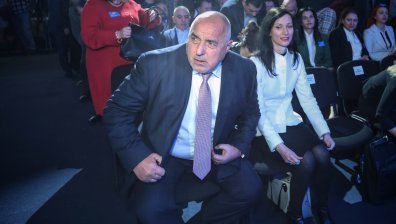 Предупреждения и хапливи коментари в сглобката часове преди преговорите за ротация