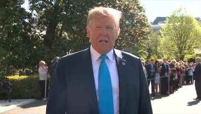 Американският президент отлага решението за митата върху автомобилите