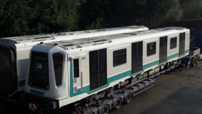 Влакчетата за лъч №3 на столичното метро пристигнаха в България