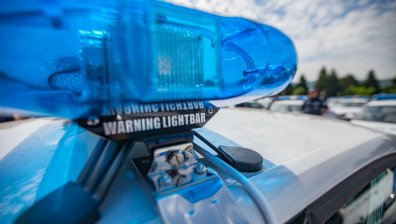 Бой между враждуващи фамилии на опашка за социални помощи, арестуваха четирима