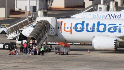 Пилот на самолета за Тел Авив намушкал капитана и опитал да разбие машината