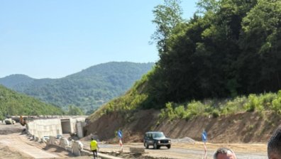 Отварянето на пътя Мездра - Ботевград е голяма радост за хората от селата (ВИДЕО)