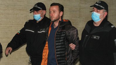 Обвиняемият за пране на пари за АМ "Хемус" Борислав Колев остава под домашен арест
