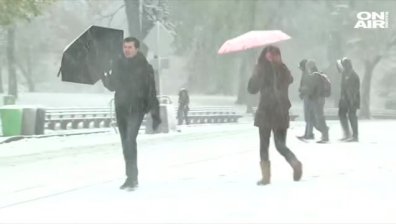 Сняг скова Ню Йорк &ndash; през уикенда се очаква 30 см. покривка