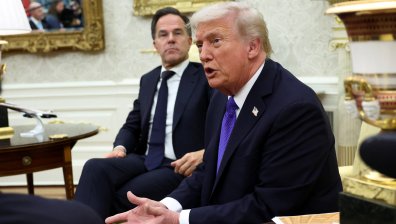 Тръмп: САЩ имат право да продължат бомбардировките на лодки в международни води