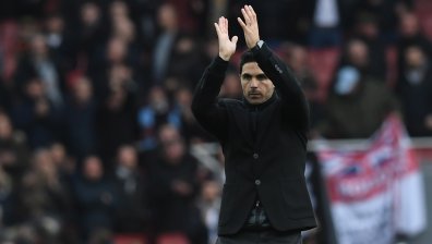 Ковид-19 достигна до Висшата лига! Мениджърът на "Арсенал" е заразен